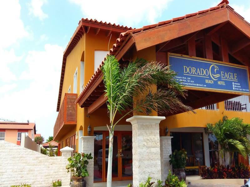 Dorado Eagle Beach Hotel Oranjestad Exterior photo